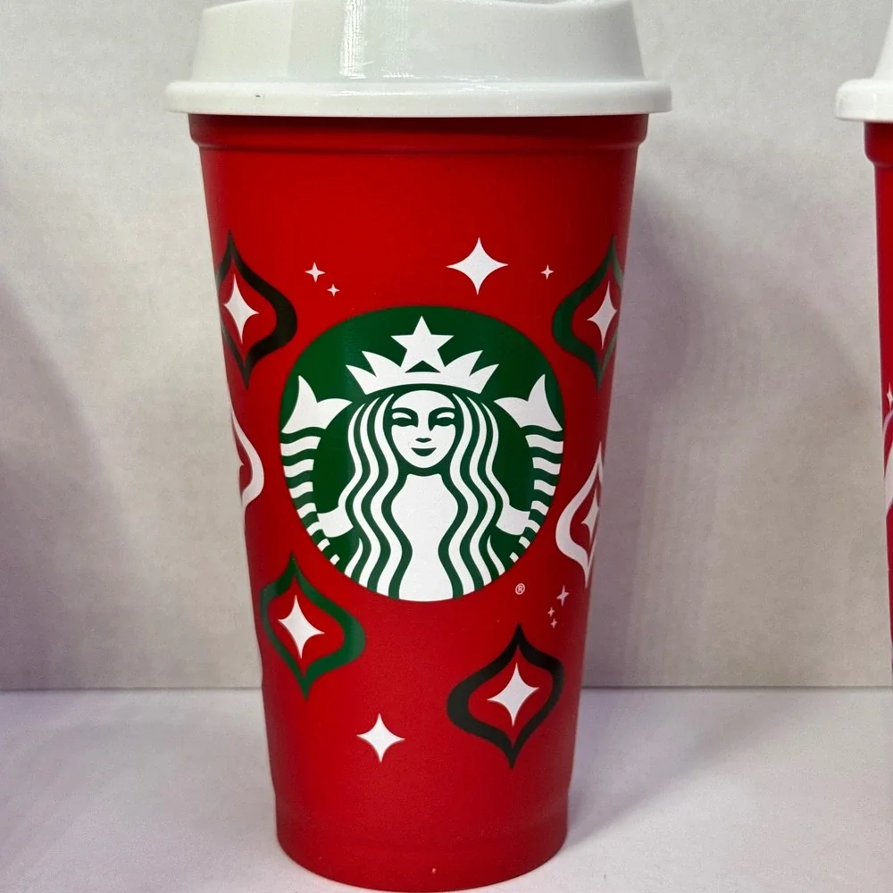 Starbucks Reusable Red Holiday Cups Set of 6 Christmas Festive Designs 16oz Lids